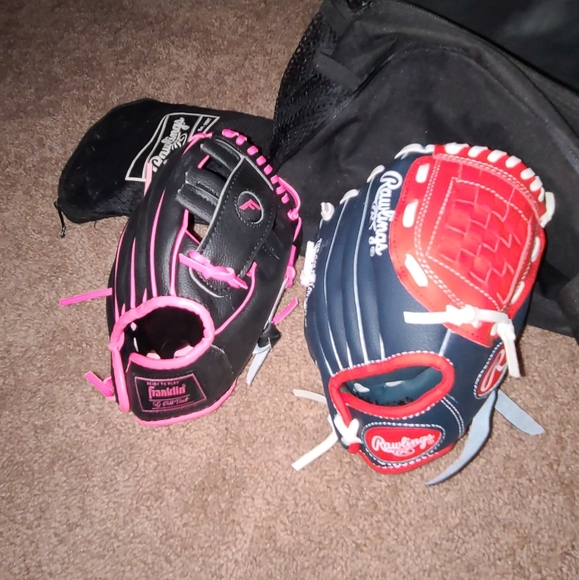 Rawlings Other - Kids baseball gloves bag and bat